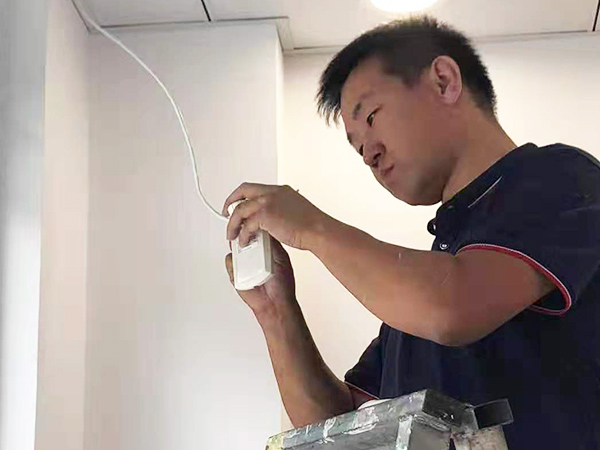 為什么選擇陜西鑫安安防聯(lián)網(wǎng)報警服務？看這里，多少人感動了