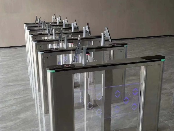 人臉識(shí)別門禁系統(tǒng)有哪些功能？快來(lái)了解吧！