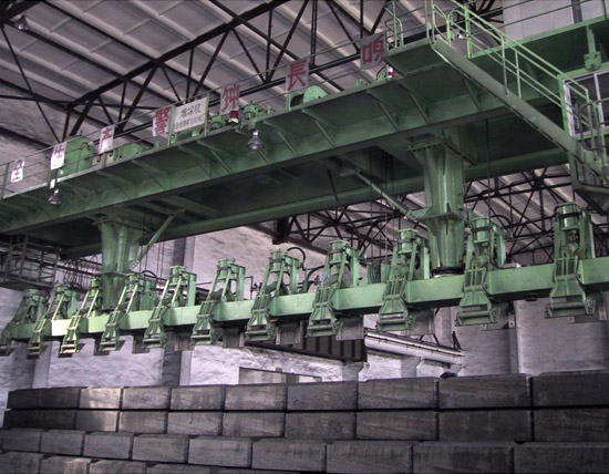 Guide Pole Type Stacking Crane